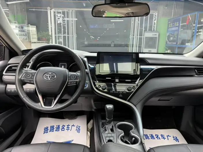 Toyota Camry 2021 Model Hybrid 2.5HGVP Leading version – фото 10