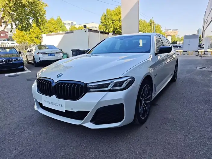 BMW 5 Series PHEV 2022 Model 535Le M Sports Set – фото 1