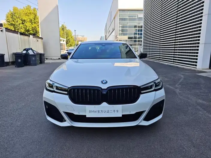 BMW 5 Series PHEV 2022 Model 535Le M Sports Set – фото 2