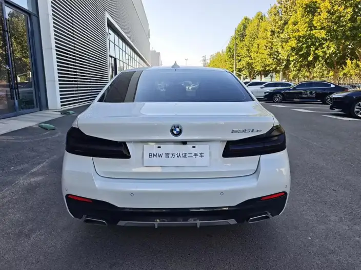 BMW 5 Series PHEV 2022 Model 535Le M Sports Set – фото 5