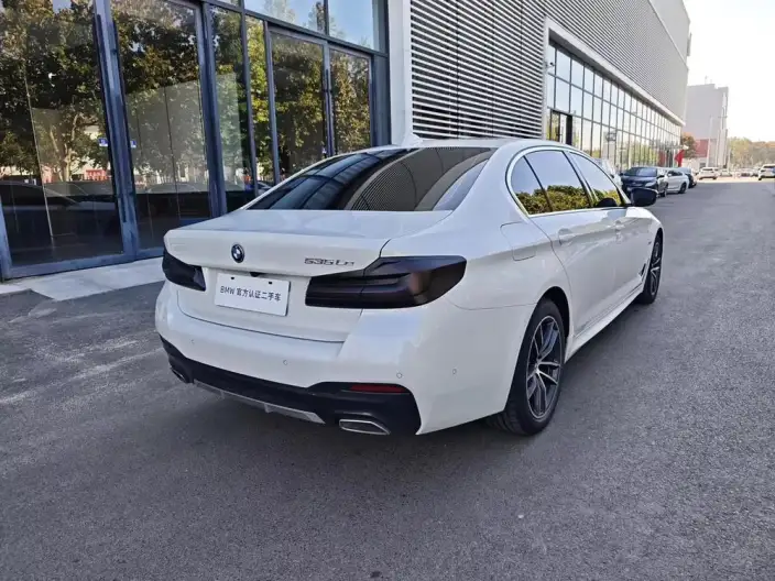 BMW 5 Series PHEV 2022 Model 535Le M Sports Set – фото 6