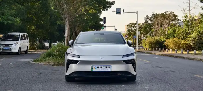 eπ 007 2024 Model EV 620Pro Edition