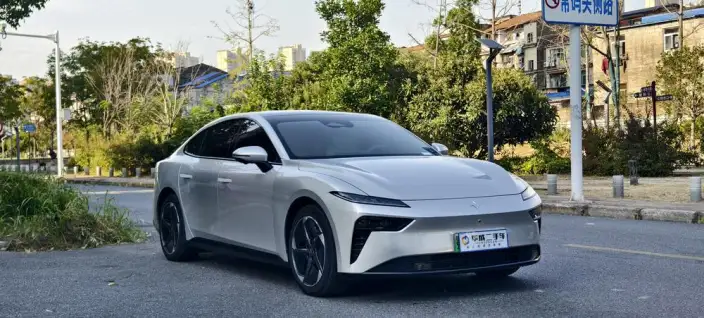 eπ 007 2024 Model EV 620Pro Edition