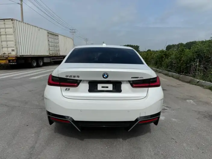 BMW i3 2023 Model eDrive40L Night Set – фото 5