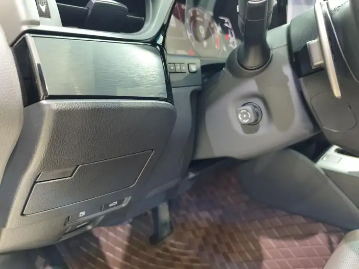 Lexus ES 2024 Model 200 Premium – фото 10