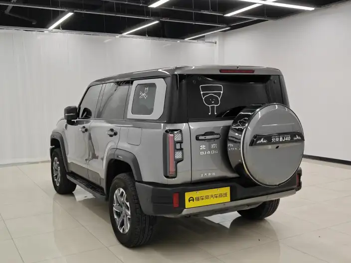 BAIC BJ40 2024 Model City Hunter Edition 2.0T Automatic 4WD Warrior Model – фото 5