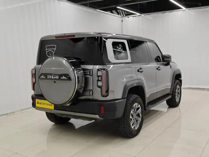 BAIC BJ40 2024 Model City Hunter Edition 2.0T Automatic 4WD Warrior Model – фото 7