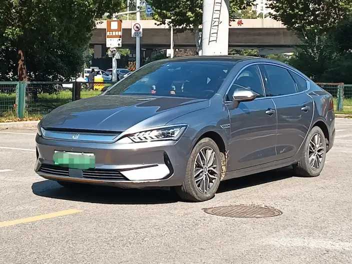 Qin Plus EV 2021 Model 500KM Noble Model – фото 1