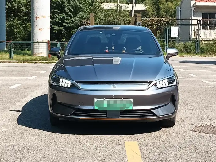 Qin Plus EV 2021 Model 500KM Noble Model – фото 2