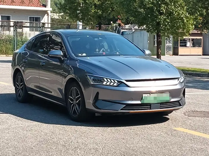 Qin Plus EV 2021 Model 500KM Noble Model – фото 3
