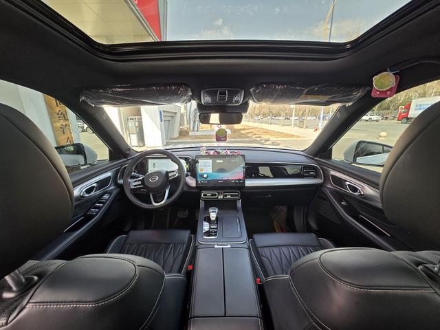 GAC Trumpchi GS8 2024 Navigator Series 2.0TGDI 2WD Luxury Smart Connect – фото 5