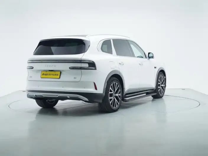 ZEEKR 8X 2026 Model 70kWh MAX – фото 7