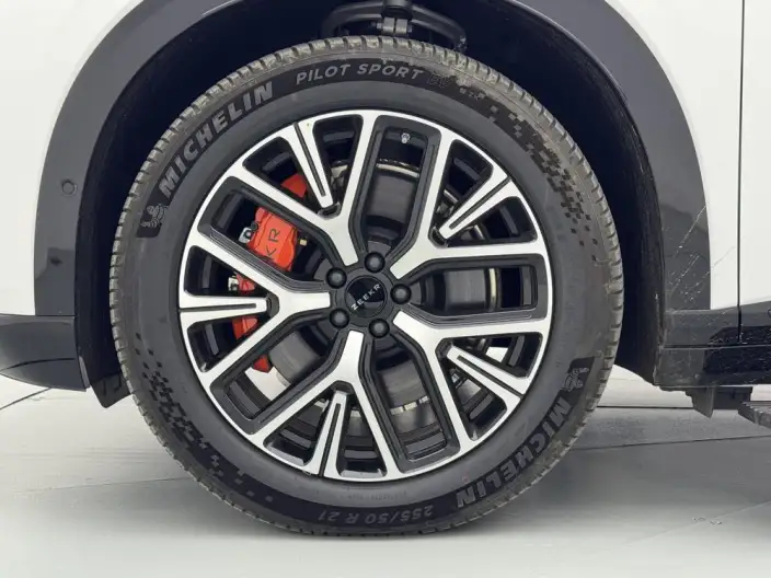 ZEEKR 8X 2026 Model 70kWh MAX – фото 9
