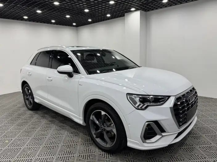AUDI Q3 2022 Model 35 TFSI Fashion Dynamic Model