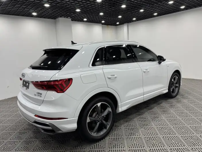 AUDI Q3 2022 Model 35 TFSI Fashion Dynamic Model – фото 6