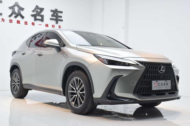 Lexus NX 2022 260 Front-Drive Genesis Edition – фото 3