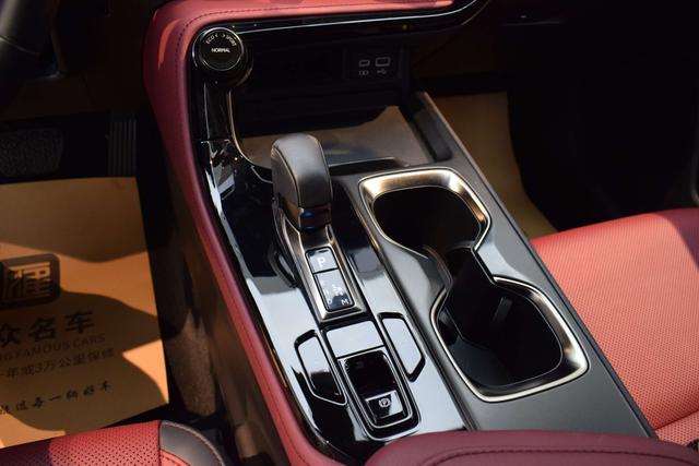Lexus NX 2022 260 Front-Drive Genesis Edition – фото 15