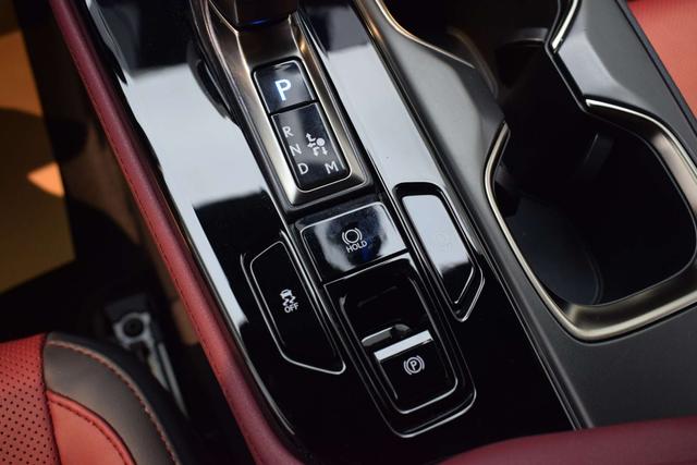 Lexus NX 2022 260 Front-Drive Genesis Edition – фото 16