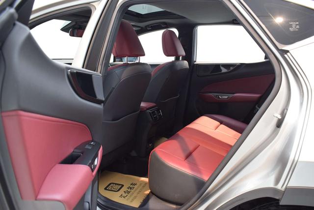 Lexus NX 2022 260 Front-Drive Genesis Edition – фото 17