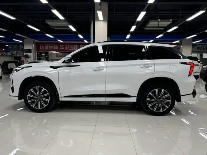 Changan CS75 PLUS 2023 Model Third generation 1.5T Automatic Noble Model