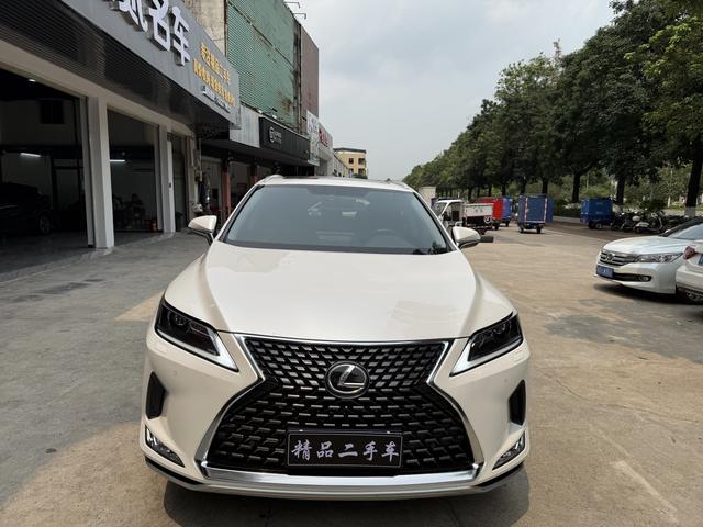 Lexus RX 2020 Facelift 300 2WD Elite – фото 2