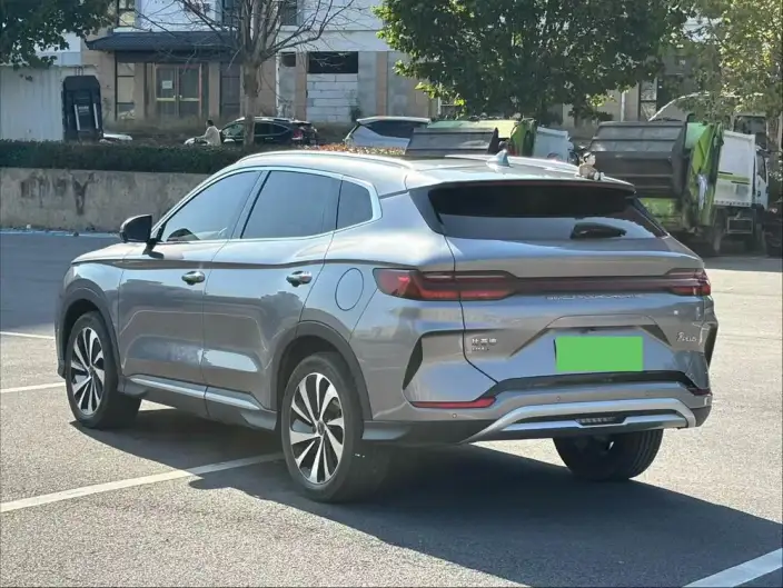BYD Song PLUS DM 2023 Model DM-i Champion Edition 110KM Flagship Model