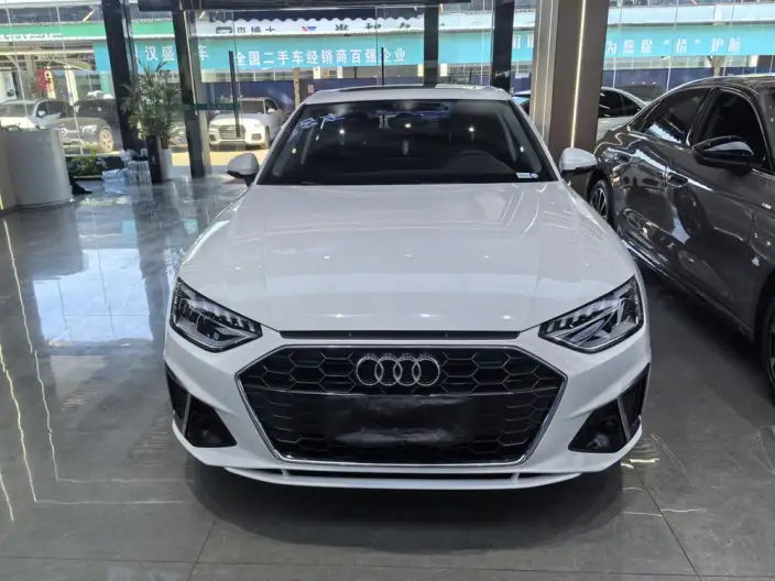 Audi A4 L 2022 Model 40 TFSI Fashion Dynamic Model