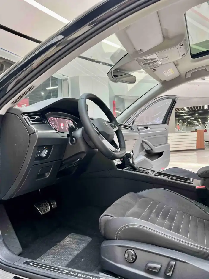 Volkswagen Magotan 2020 Model 380TSI DSG Luxury Model – фото 8