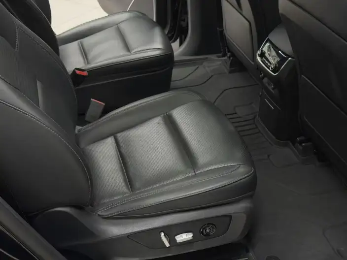 Li Auto ONE 2021 Model Extended Range 6 seat Edition – фото 10
