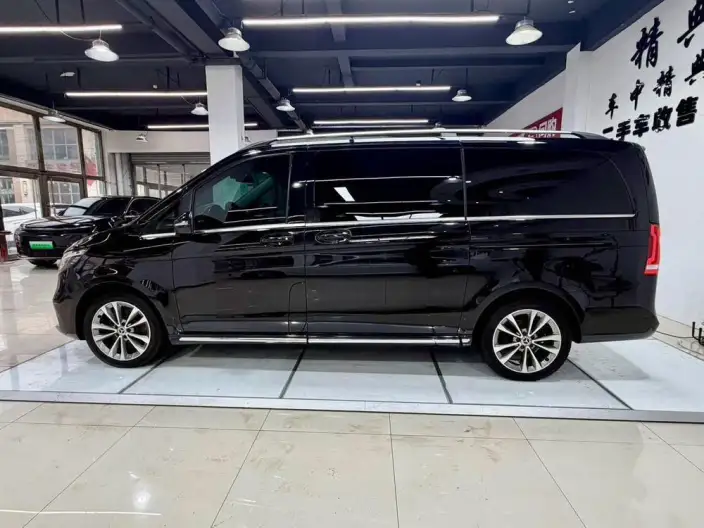 Mercedes-Benz V-Class 2022 Model V 260 Premium Edition