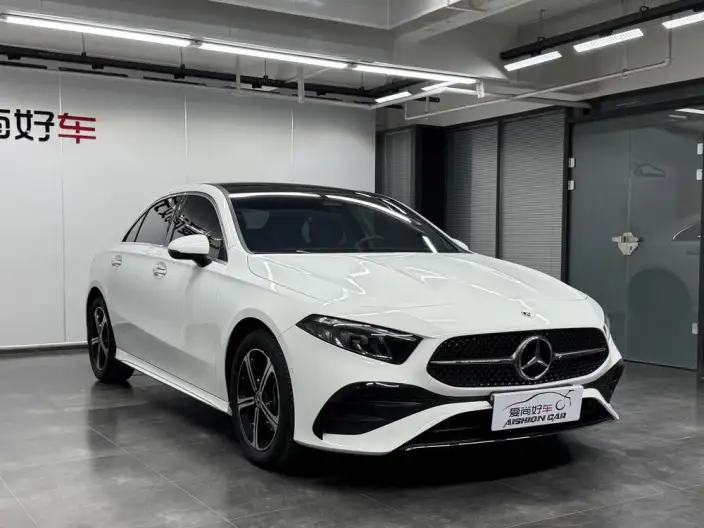 Mercedes-Benz A-class 2025 Model A 200 L Fashion Edition