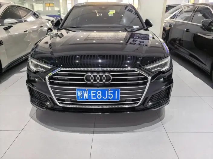 Audi A6L 2022 Model 55 TFSI quattro Exclusive Dynamic Model