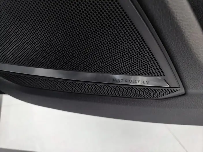 Audi A6L 2022 Model 55 TFSI quattro Exclusive Dynamic Model – фото 10