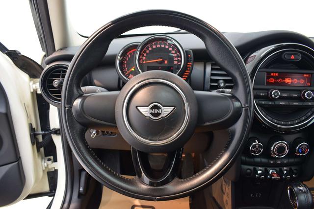 MINI 2016 модификация 1.2T ONE Five-door Edition – фото 9