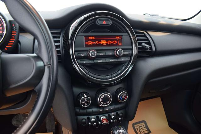 MINI 2016 модификация 1.2T ONE Five-door Edition – фото 11