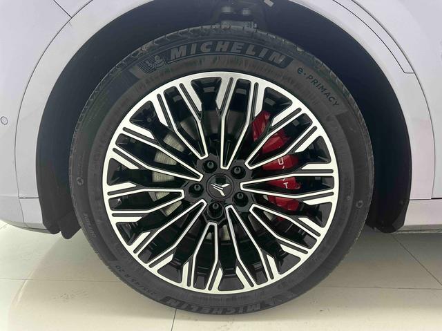 VOYAH FREE 2025 FREE+ AWD Qiankun Edition – фото 17