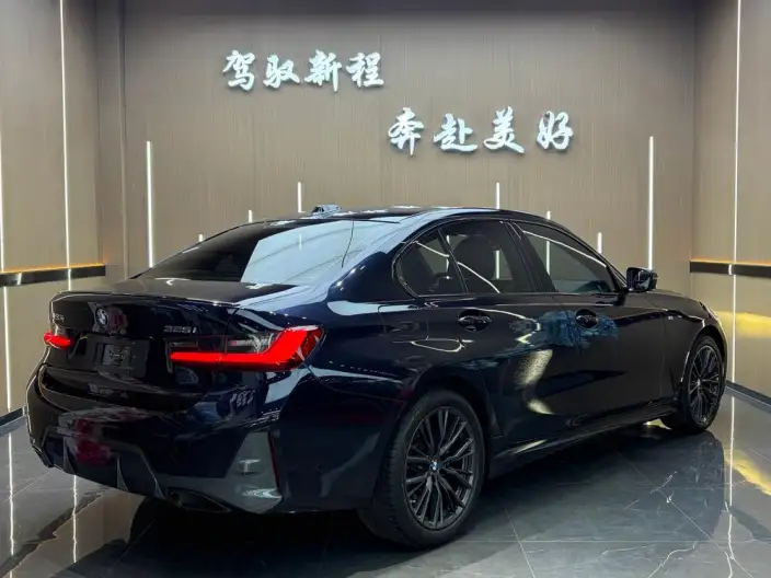BMW 3 Series 2023 Model 325i M Sports Night Set – фото 6