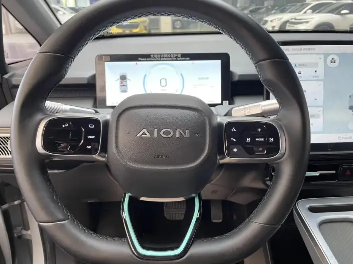 AION Y 2022 Model PLUS 70 Lexiang Edition – фото 9