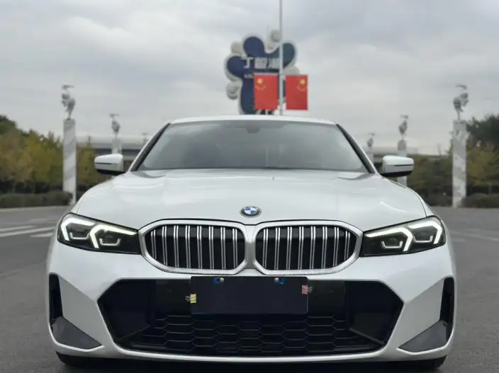 BMW 3 Series 2023 Model 320i M Sports Set