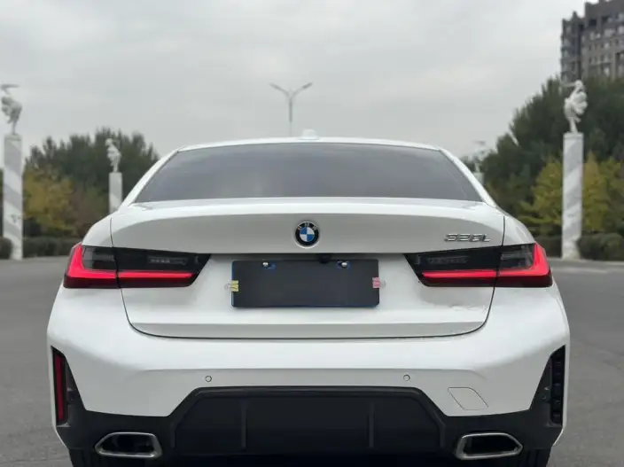 BMW 3 Series 2023 Model 320i M Sports Set – фото 5