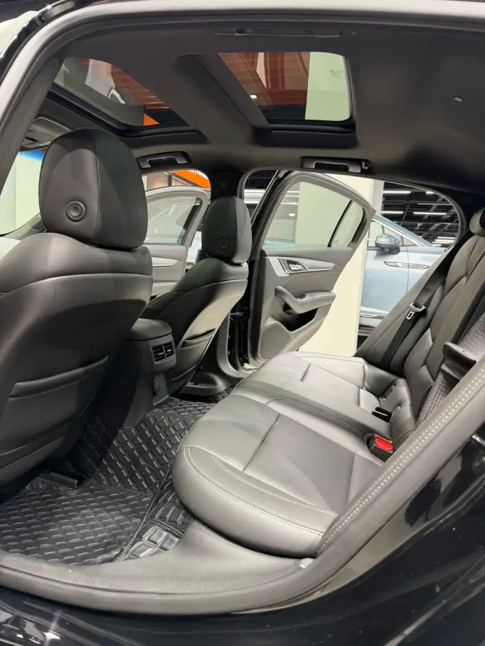 Cadillac CT5 2022 Model 28T Noble Model – фото 9