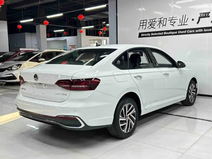 Volkswagen Lavida 2023 Model 1.5L Automatic Five million editions – фото 6