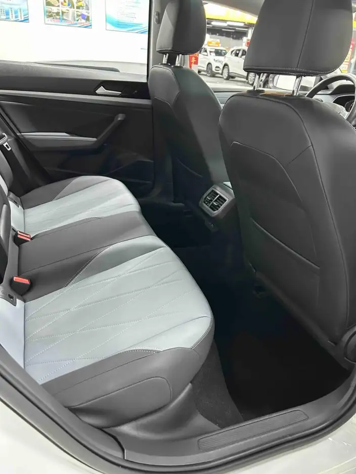 Volkswagen Lavida 2023 Model 1.5L Automatic Five million editions – фото 7