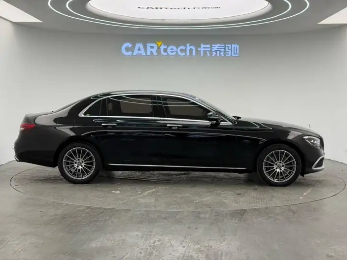 Mercedes-Benz E-Class 2023 Model E 260 L 4MATIC sedan – фото 8