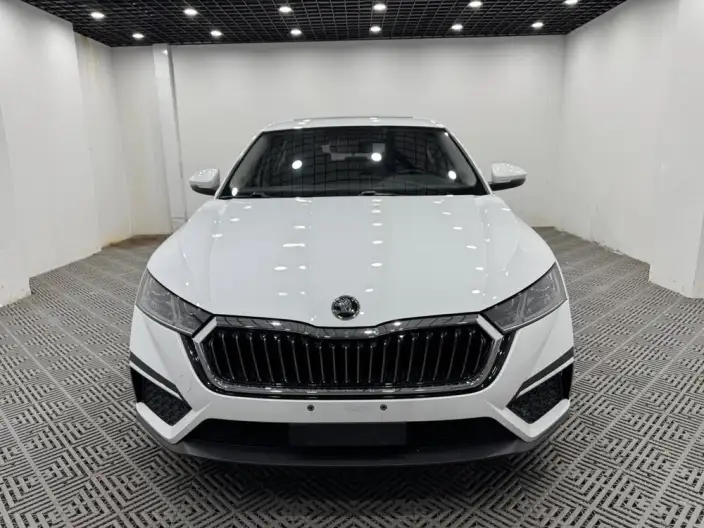 Skoda Octavia 2023 Model Facelift PRO TSI280 DSG Exclusive Edition