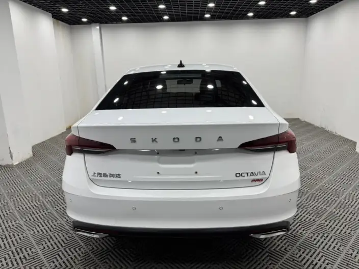 Skoda Octavia 2023 Model Facelift PRO TSI280 DSG Exclusive Edition – фото 5
