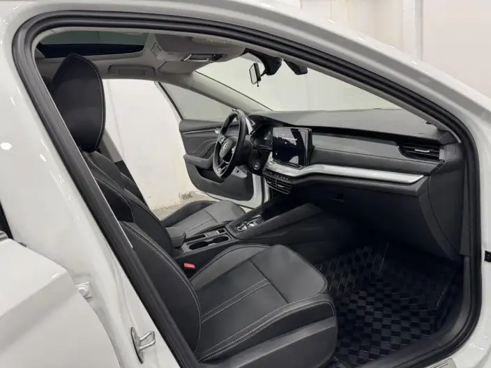 Skoda Octavia 2023 Model Facelift PRO TSI280 DSG Exclusive Edition – фото 8