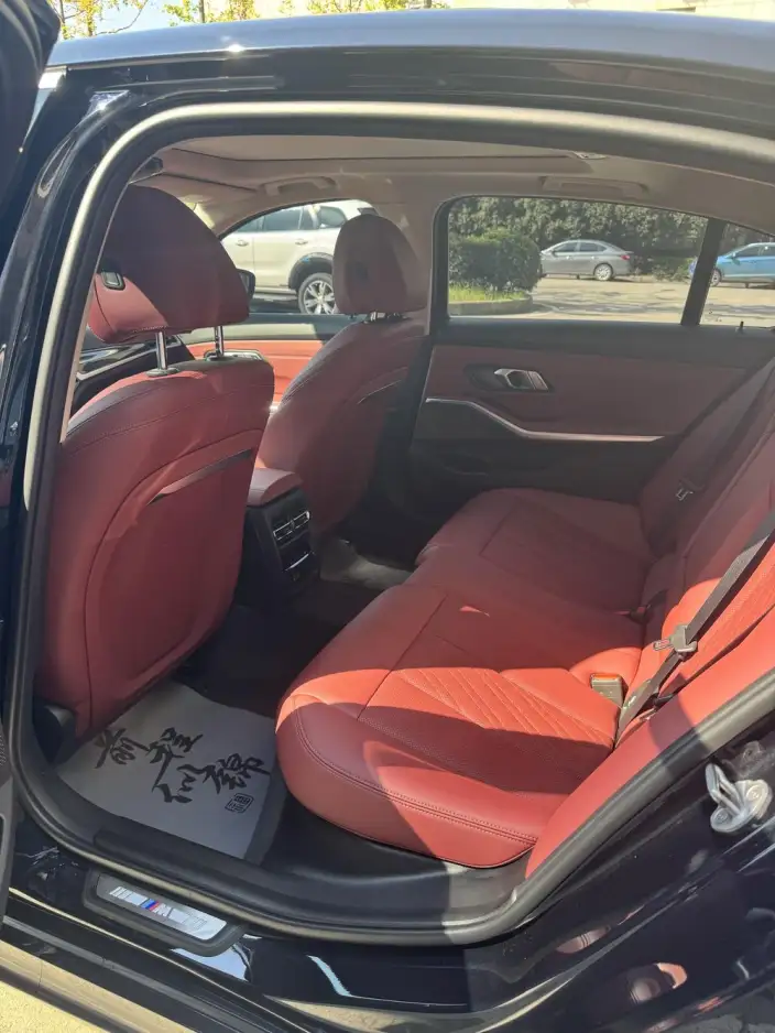 BMW 3 Series 2023 Model 325Li M Sports Set – фото 8