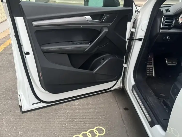Audi Q5L 2024 Model 40TFSI Luxury Dynamic Model – фото 8