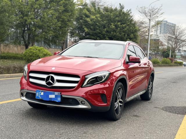 Mercedes-Benz GLA 2017 GLA 200 Style – фото 1